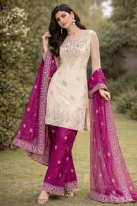 Conjunto de fiesta de diseñador con bordado y adornos de moti, top completamente cosido con parte inferior cosida y dupatta elegante, listo para usar. - Product Image 3