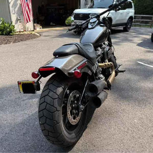 Harley-Davidson Fat Bob 114 d'occasion 2023 à vendre – Style audacieux, couple puissant, cruiser urbain, origine américaine - Product Image 2