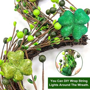 Decoraciones para el Día de San Patricio, Guirnalda de 20 Luces LED Verdes, 10 Tréboles, Adorno para Puerta Delantera de 18 Pulgadas, Plantas Artificiales, Follaje Verde - Product Image 3