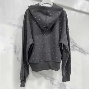 Ensemble deux pièces uni pour femme, style streetwear hiver 2026, directement de l'usine, fabriqué sur mesure pour les canaux de commerce B2B mondiaux. - Product Image 2