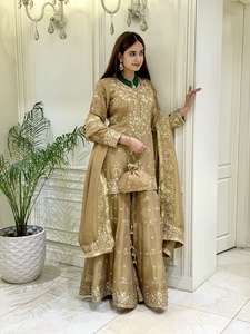 Ensemble haut en soie pure mousse 3mm avec travail de sequins, rivets et perles, pantalon palazzo évasé, dupatta en dentelle sur quatre côtés et bordure perlée KW 1163 - Product Image 2
