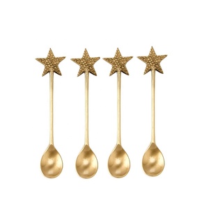 ช้อนขนมหวานด้ามจับปลายมีดอกกุหลาบทำด้วยมือสีทองสดใสมีดีไซน์ทันสมัย - Product Image 5