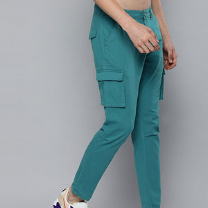 กางเกงคาร์โก้ผู้ชายขายดี ทรงหลวม สีสันตามสั่ง ผลิตจากโรงงาน - Product Image 3