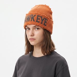 Bonnet tricoté unisexe vintage vieilli, personnalisable avec logo, style streetwear, idéal pour l'hiver et les voyages, vente en gros - Product Image 5