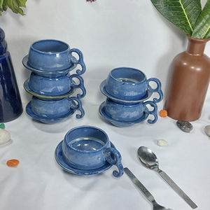 Ensemble de 6 tasses à thé et soucoupes en céramique uniques de designer, glaçure réactive verte, vaisselle en grès, poterie de studio, vaisselle pour tous les jours - Product Image 6