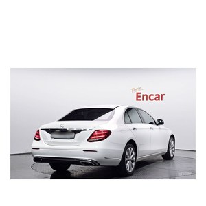 Mercedes-Benz Classe E E220d 4MATIC Exclusive Juin 2020 146 753 km Diesel Automatique Sièges en cuir Caméra de recul Volant à gauche - Product Image 2