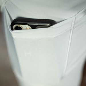 Shorts de sport blancs 2-en-1 en maille avec doublure intégrée et poche pour téléphone, pour la gym et l'entraînement, vente en gros - Product Image 5