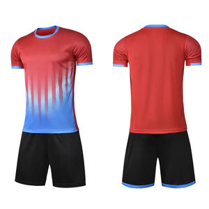 Uniforme de football personnalisé par sublimation, unisexe, court, respirant, léger, séchage rapide, logo personnalisé pour le commerce en gros, approvisionnement international - Product Image 4