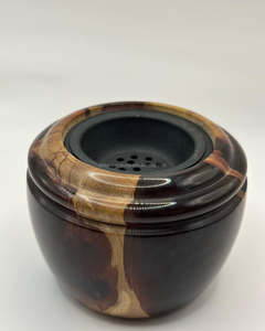 Quemador de incienso árabe hecho a mano único de madera epoxi de resina pulida de lujo para Oud, carbón y decoración de fragancias para el hogar - Product Image 4