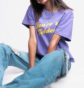 T-shirt personnalisé de haute qualité à coupe ajustée pour femme, T-shirts en coton pour femme, T-shirts de haute qualité pour femme, T-shirts tendance pour femme - Product Image 3