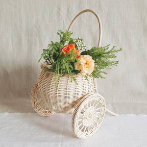 Petit chariot en rotin pour enfants, panier de rangement écologique tressé, chariot à pousser pour tout-petits, paniers à jouets - Product Image 3