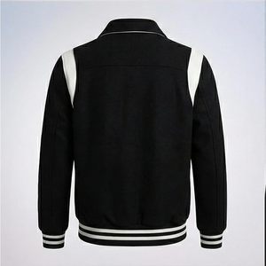 Chaqueta Varsity de Lujo para Hombre con Bordado Personalizado, Parches Personalizados, Mangas en Contraste y Cierre Frontal con Broches - Product Image 2