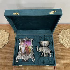 การ์ดเชิญชุบเงิน / ของขวัญขอบคุณพร้อมกล่องของขวัญพรีเมียม (009) - Product Image 1