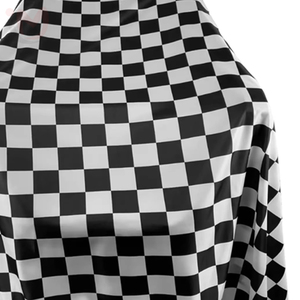 Prix d'usine – Cape de coiffure personnalisée en polyester pongé imperméable et antistatique pour hommes, taille ajustable, logo personnalisé - Product Image 4