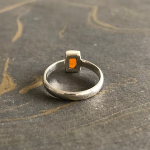 Bague en pierre de cornaline naturelle (2,3 grammes) – Lisse, confortable, pour tous les jours et les occasions spéciales - Product Image 5