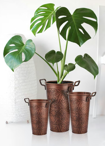 Venta al por mayor de macetas de metal con chapado en cobre para Decoración de mesa de dormitorio jarrones de hierro a precio barato floreros de forma redonda - Product Image 5