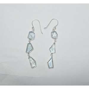 Pendientes finos de Plata de Ley 925 con turmalina azul Hermoso diseño de pendientes - Product Image 1