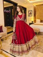 Robe de créateur tendance et exclusive avec broderie de sequins lourds et dupatta pour mariages, fêtes et occasions festives