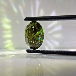 Diamant de laboratoire ovale vert vif fantaisie de 4 carats, taille brillant, VS1, certifié IGI, pierre brute de qualité supérieure - Product Image 2