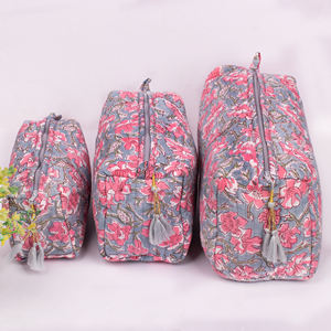 Bolsa de Maquillaje Colgante Acolchada de Algodón Orgánico con Estampado Artesanal, Ecológica, Organizador de Cosméticos de Viaje, Sostenible para el Día a Día - Product Image 1