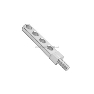 Composant de fixation externe orthopédique post-chirurgicale pour traumatismes : connexion sécurisée par tige filetée et assemblage de construction stable - Product Image 3