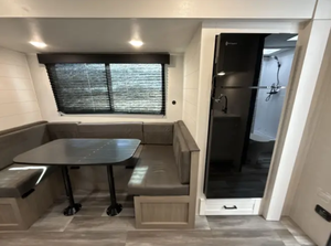 Camping-car de luxe JAYCO J-A-Y Flight S-L-X 287 BHS en aluminium, modèle 2025 2024 2023, pour voyages et camping - Product Image 2