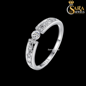 Anillo de compromiso de plata 925 con diamantes de alta demanda Sara Jewels, corte redondo clásico, engaste de garras, anillo de moda para mujer - Product Image 1