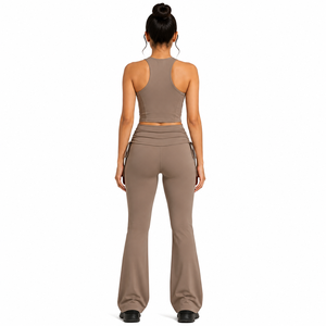 Conjunto de Yoga Moderno para Mujer: Top Corto Racerback y Pantalón Acampanado con Cordón Fruncido, Traje de Dos Piezas de Secado Rápido para Gimnasio y Entrenamiento - Product Image 2