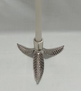 Élégant porte-bougie en métal avec couvercle en verre, décoration de table haut de gamme pour la maison et les mariages au meilleur prix - Product Image 4