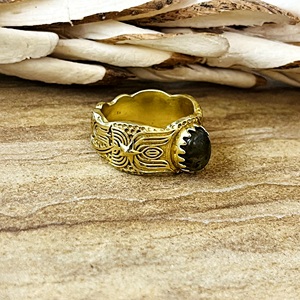 Anillo de Labradorita con Diseño Único, Anillos Tribales de Latón para Mujer, Chapado en Oro de 18k, Diseño Gótico de Ojo Turco, Joyería al por Mayor/OEM/ODM - Product Image 4