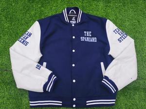 Chaqueta Varsity Personalizada de Alta Gama, Cuerpo de Lana, Mangas con Aspecto de Cuero Personalizables, Transpirable, Resistente al Viento y Ecológica - Product Image 5