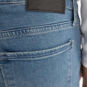 Jeans de Mezclilla de Pierna Recta, Cintura Media, Lavado Medio, para Mujer, Casuales, Largos, 100% Algodón, Corte Regular, Estilo Primavera - Product Image 6