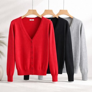 Pull en molleton épais pour femme, col boutonné, chaud et décontracté, en coton côtelé, idéal pour l'hiver – Vente en gros - Product Image 3