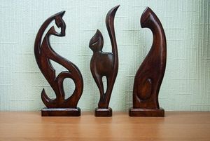 Sculpture en bois contemporaine, statue décorative en bois moderne pour salon, réception d'hôtel, bureau, décoration intérieure - Product Image 3