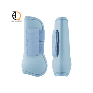 Bottes de protection pour l'équitation conçues pour la protection des tendons et des articulations, fabriquées au Pakistan - Product Image 3