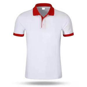 Polo Negro para Hombre con Cuello y Puños Rojos, Manga Corta, Tejido de Punto, Diseño de Color Sólido, Corte Regular - Product Image 4