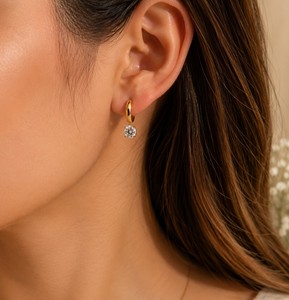 Boucles d'oreilles créoles brillantes pour femme avec diamants ronds et moissanite, en or jaune vermeil 14K, bijoux pendantes pour soirée - Product Image 5