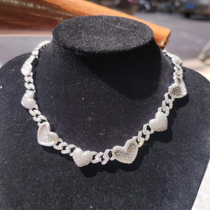 Collar de eslabones de corazón con incrustaciones de moissanita, cadena de tenis de lujo, joyería llamativa, estilo hip hop y streetwear, regalo para mujeres y hombres - Product Image 4