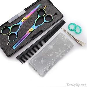 Kit Profesional de Peluquería con Peine, Pinza, Navaja de Acero Inoxidable y Tijeras de Mango Largo para Diestros, Color Arcoíris - Product Image 3