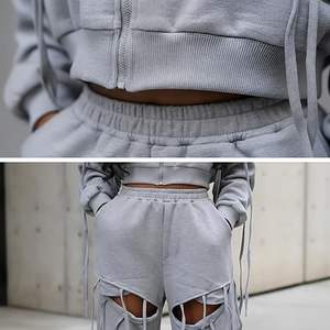 Conjunto de sudadera corta con cremallera Voghtic y pantalones deportivos de pierna ancha para mujer, lindos conjuntos de otoño - Product Image 5