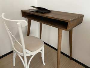 Escritorio de Computadora de Madera Maciza Hecho a Mano de Primera Calidad, Escritorio de Madera con Estante de Almacenamiento, Mesa de Estudio para Oficina en Casa, Muebles para Computadora Portátil - Product Image 4