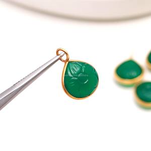 Pendentif en onyx vert naturel sculpté à la main, en argent sterling 925, breloque en pierre d'onyx vert pour la fabrication de bijoux, 12 mm, en gros - Product Image 5