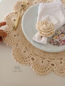 แหวนรองผ้าเช็ดปากถักโครเชต์ลายดอกไม้ประณีต งานแฮนด์เมด ตกแต่งโต๊ะสำหรับงานแต่งงาน งานเลี้ยง สไตล์วินเทจสุดหรู - Product Image 6