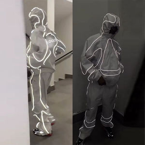 Ensemble de survêtement pour homme de qualité supérieure, respirant, en polyester et nylon, avec fermeture éclair, coupe-vent, deux pièces, short et veste. - Product Image 5