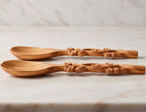 Ensemble de cuillères à salade en bois poli à la main avec gravure florale, ensemble de couverts écologiques pour les mariages, les dîners et les hôtels - Product Image 3