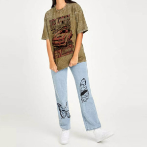 เสื้อยืดคอกลมโอเวอร์ไซส์สำหรับผู้หญิง พิมพ์ลายรถยนต์ลอสแอนเจลิส แขนสั้น ทรงปกติ ผ้าฝ้ายออร์แกนิก เจอร์ซีย์รักษ์โลก - Product Image 1