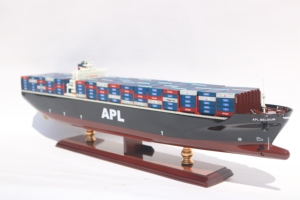 Modèle de voilier en bois fait main CONTAINER SHIP, décoration de table sur pied, thème océanique, objet d'art antique personnalisé, objet de collection - Product Image 1