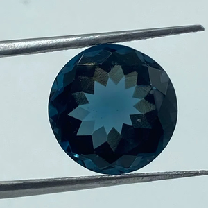 Topacio Azul Oscuro Natural de Alta Calidad, Gema Suelta de 10.09 Quilates y 13.30 mm, Corte Personalizado para Joyería - Product Image 1