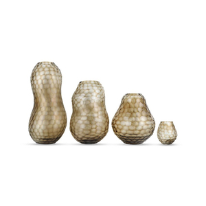 Vase en verre élégant en forme de langue, taillé et poli à la main, porte-fleurs décoratif pour l'aménagement intérieur moderne - Product Image 3