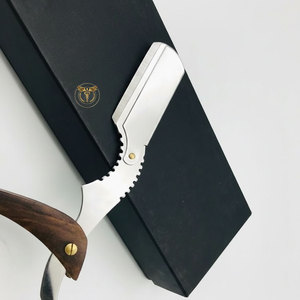 QORVEX INSTRUMENTS Rasoir droit à lame unique avec manche en bois haut de gamme et logo personnalisé, en acier inoxydable, pour barbier, OEM ODM - Product Image 4